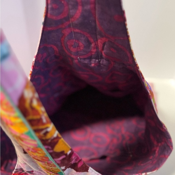 Cutest homemade felt floral sling style bag - Picture 4 of 12